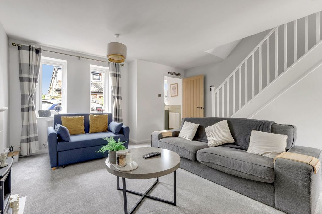 Property photo 3 of 16