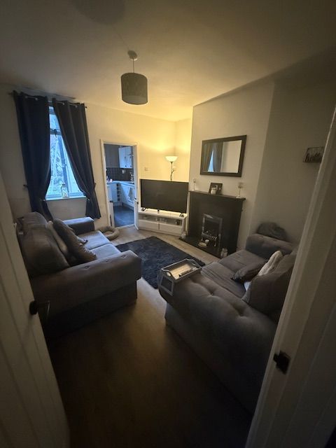 Property photo 3 of 6