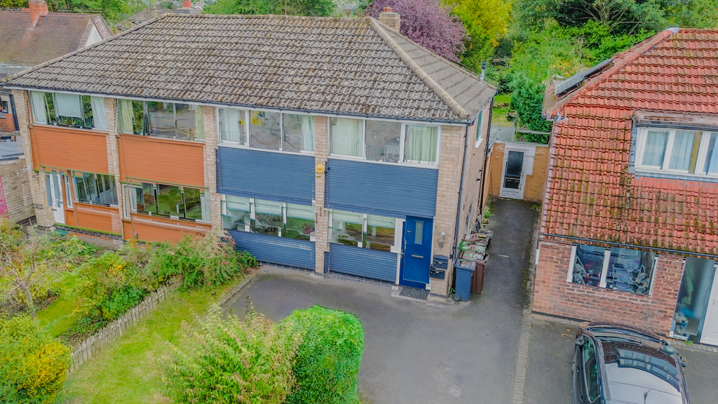 Property photo 2 of 17