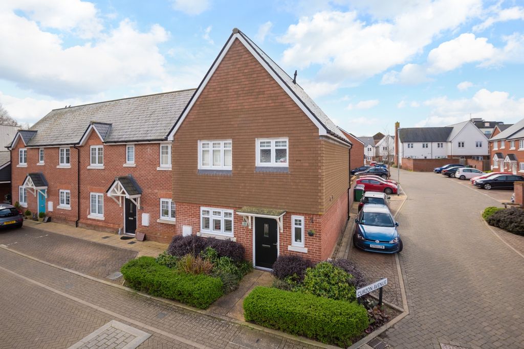 Property photo 1 of 16 4952230