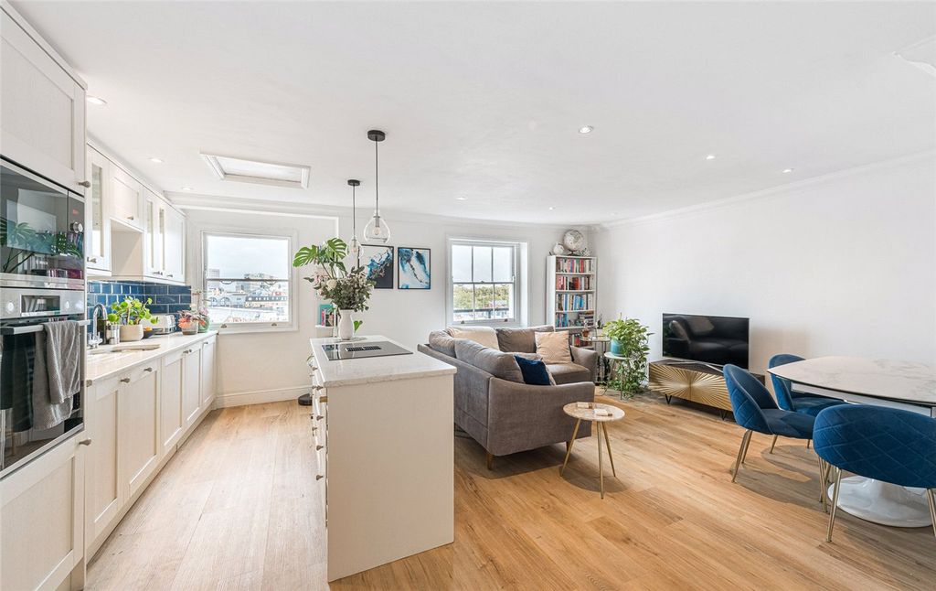 Property photo 1 of 9 Picture No. 05