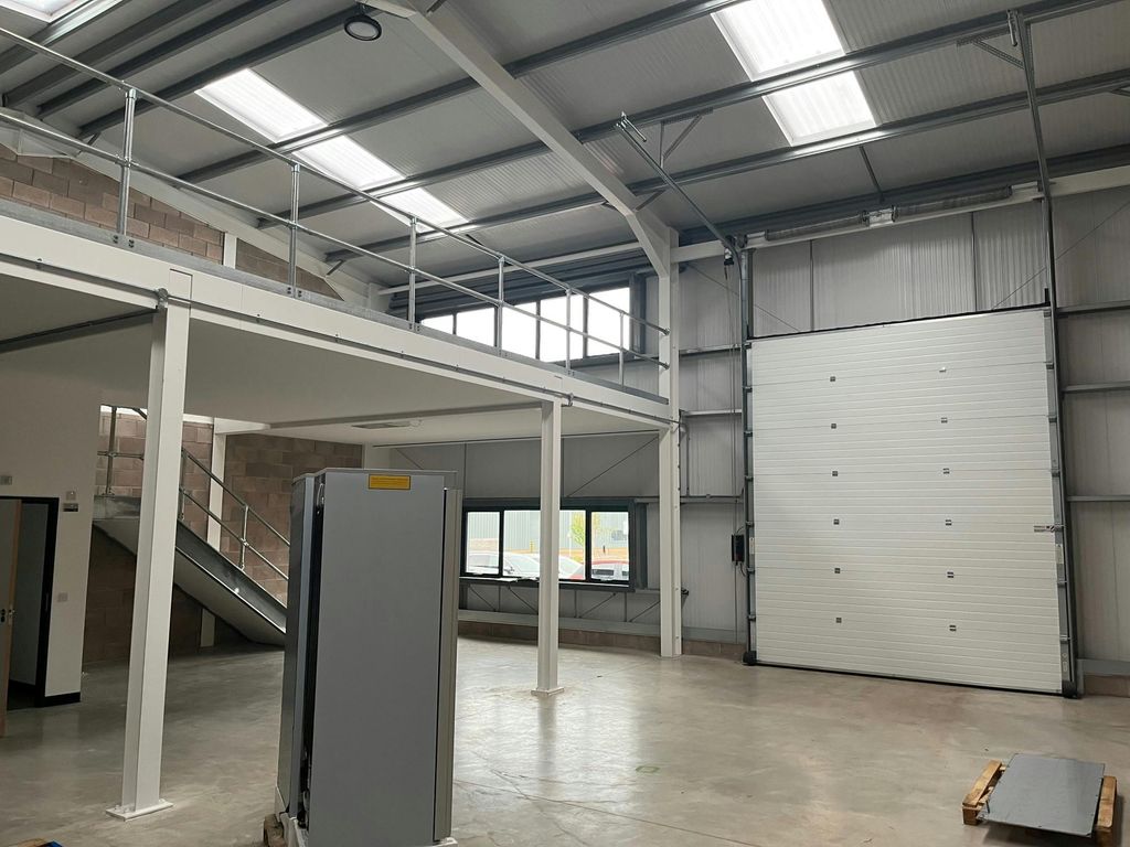Property photo 3 of 3 Unit 6B Corsham Science Park Internal.Jpg