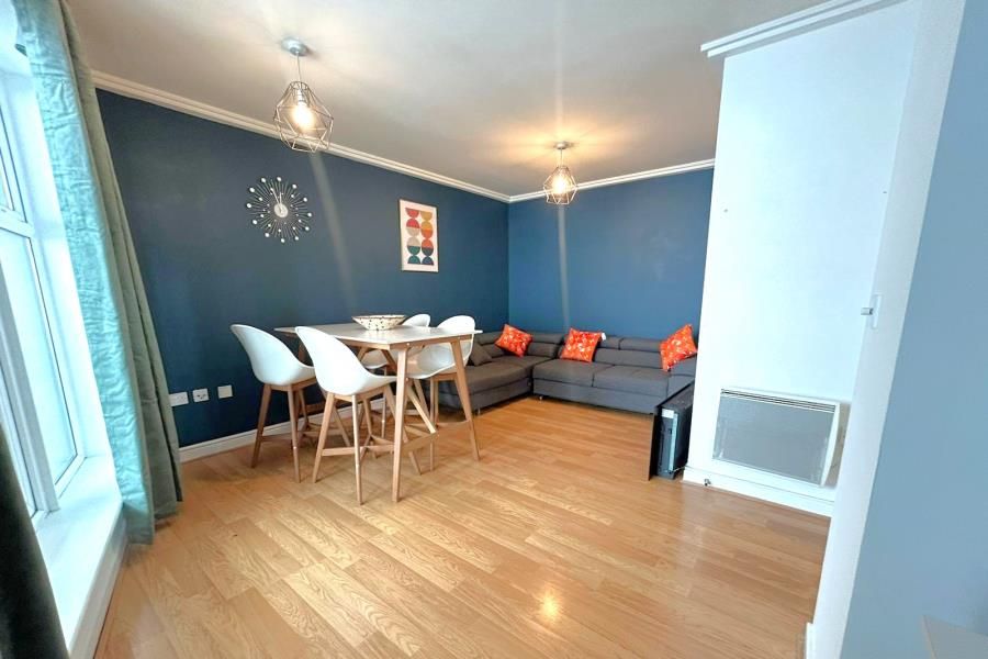 Property photo 3 of 8