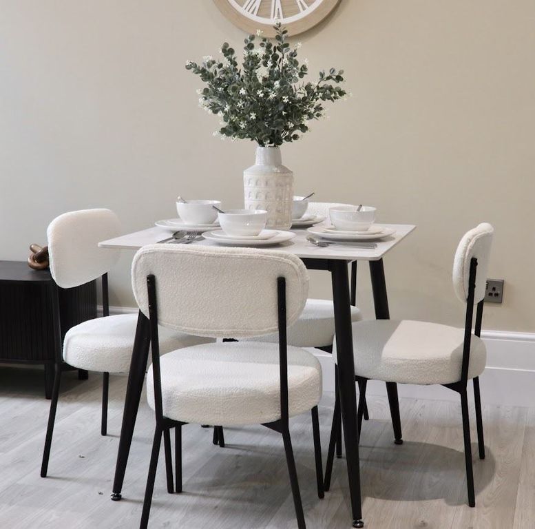 Property photo 3 of 24 Example Interior – This Image Is For Illustrative Purposes And Demonstrates The Anticipated High-End Finish. Colour Schemes, Furnishings And Individual Design Details May Vary.