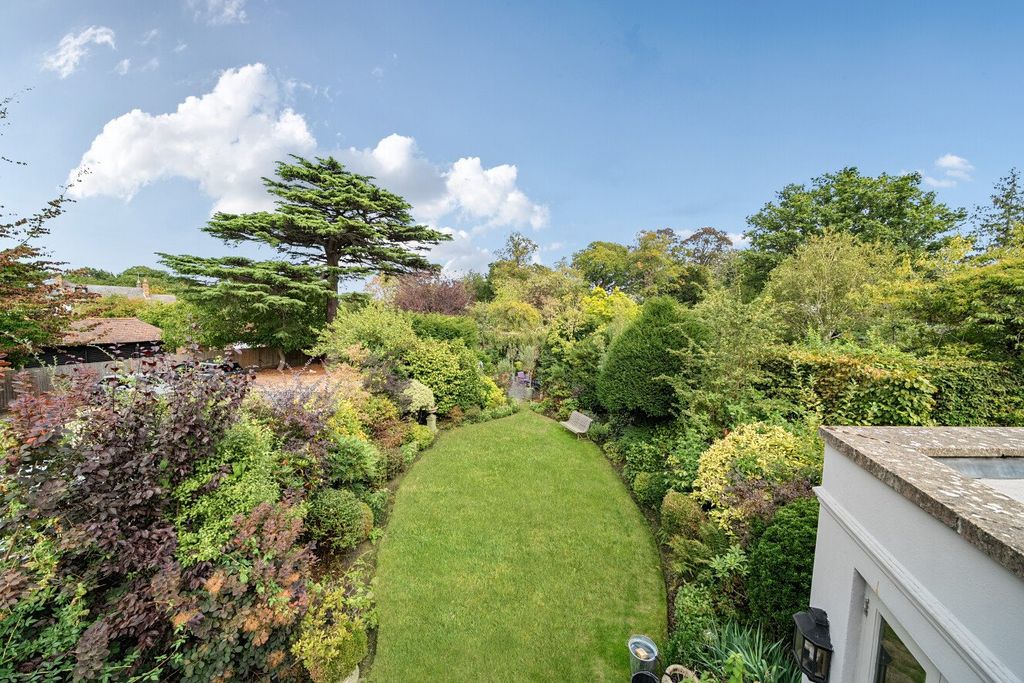Property photo 2 of 34 Picture No. 39