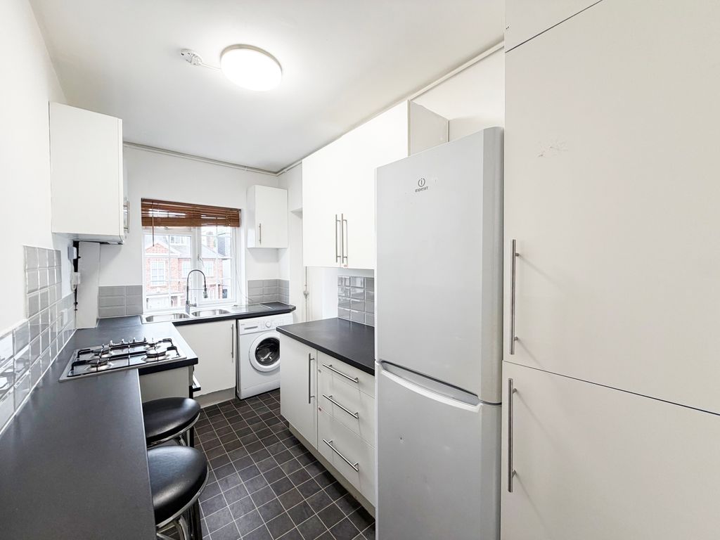 Property photo 2 of 6