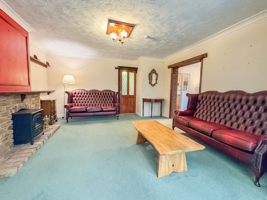 Property photo 3 of 25