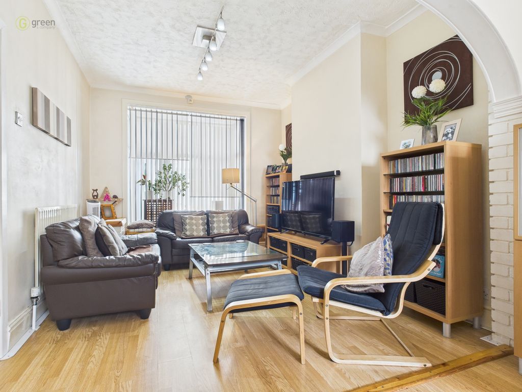 Property photo 2 of 34