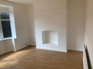 Property photo 2 of 8 Lounge