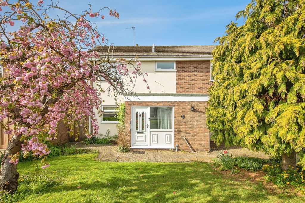 Property photo 1 of 16