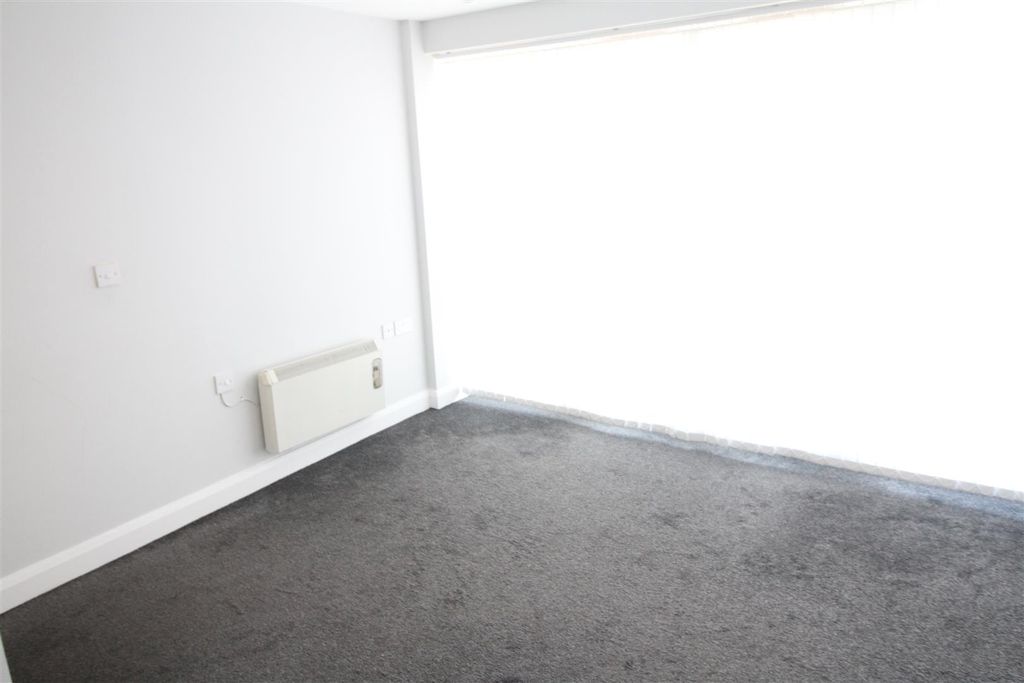 Property photo 3 of 10 Img_6096[1].Jpg