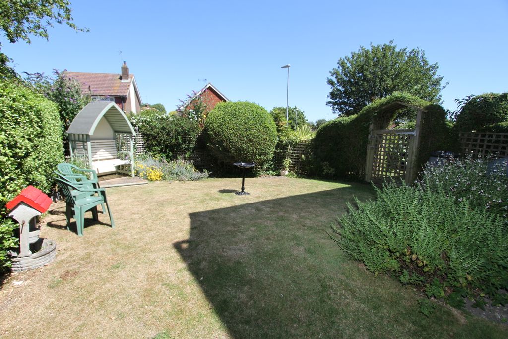 Property photo 2 of 11