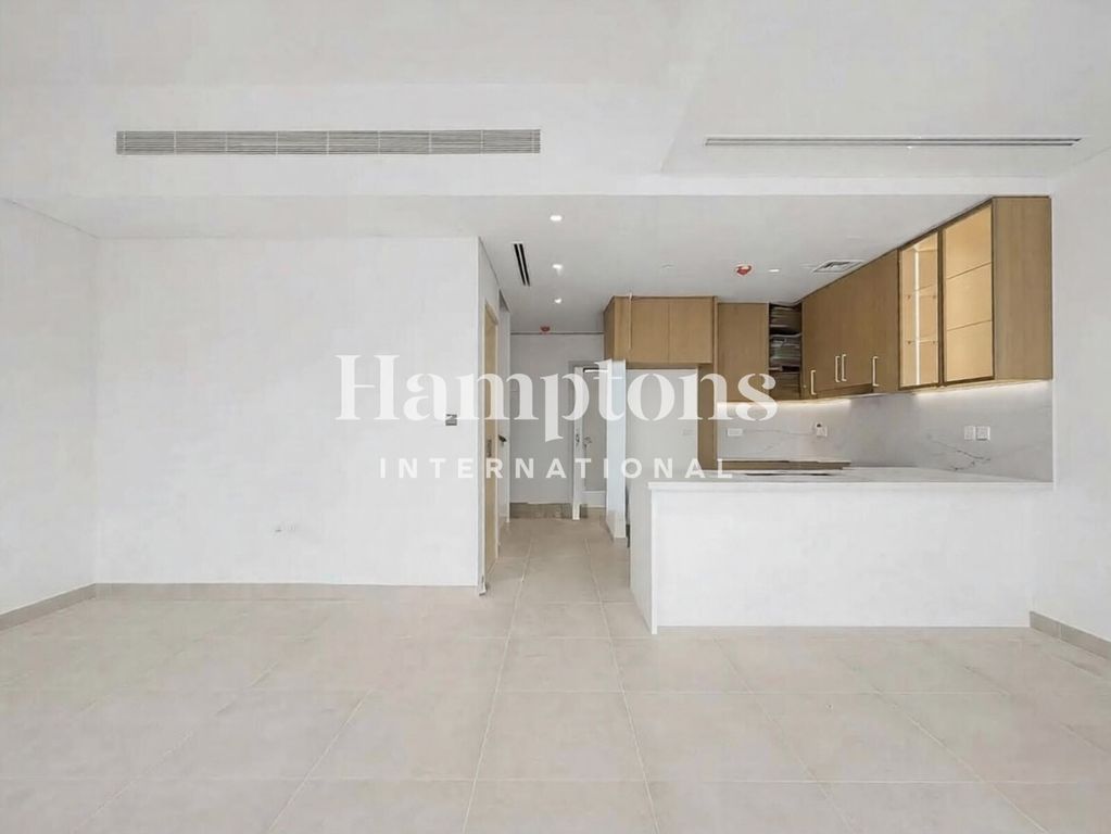 Property photo 3 of 13 Media 3