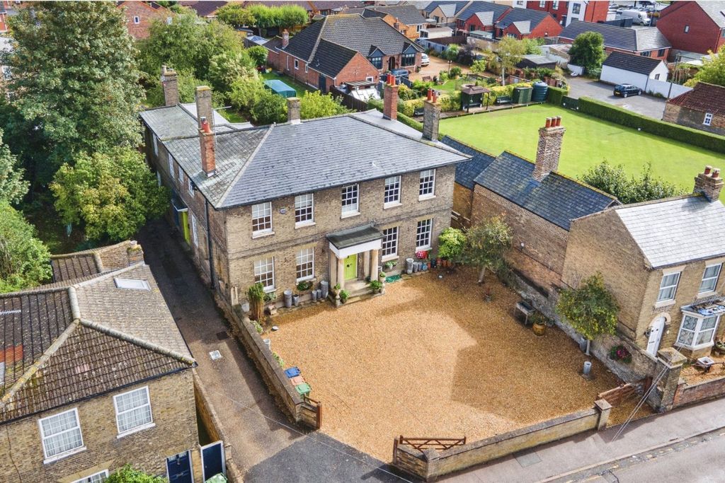 Property photo 2 of 32 Picture No. 36