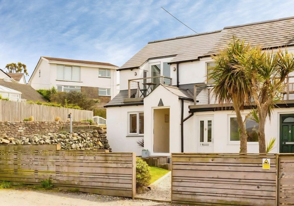 Property photo 1 of 16 Pbox-Img.Jpeg