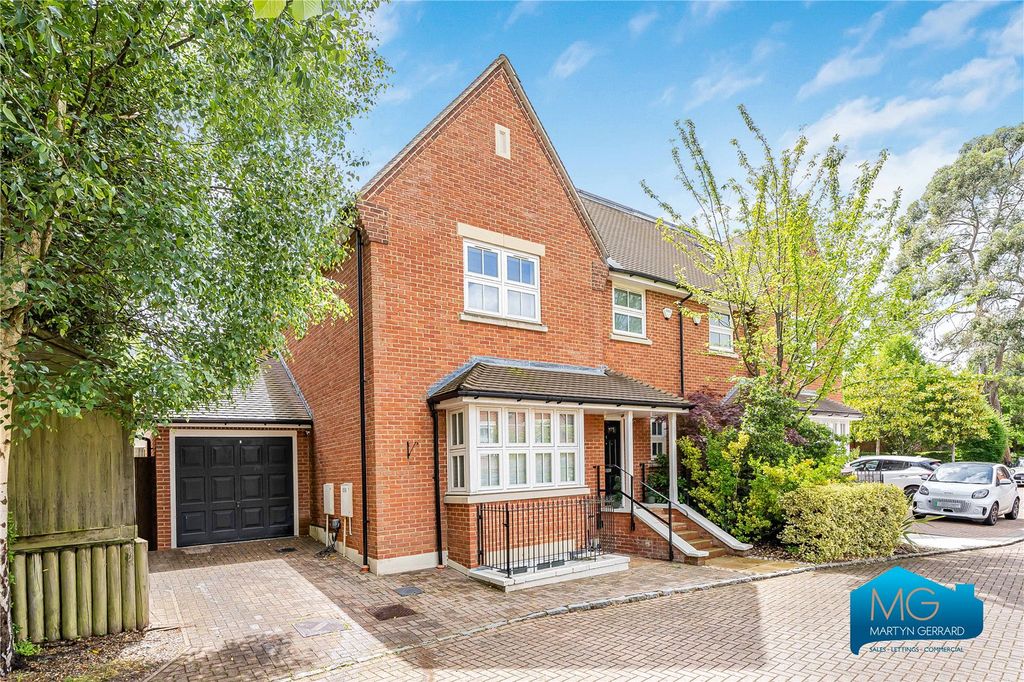 Property photo 1 of 28 Picture No. 10