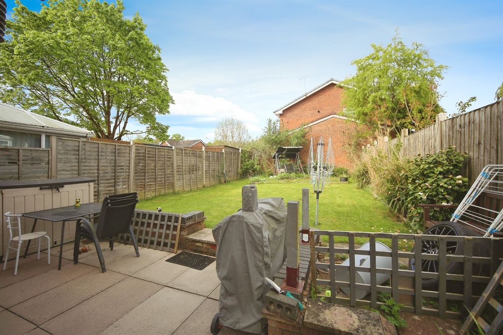 Property photo 2 of 18