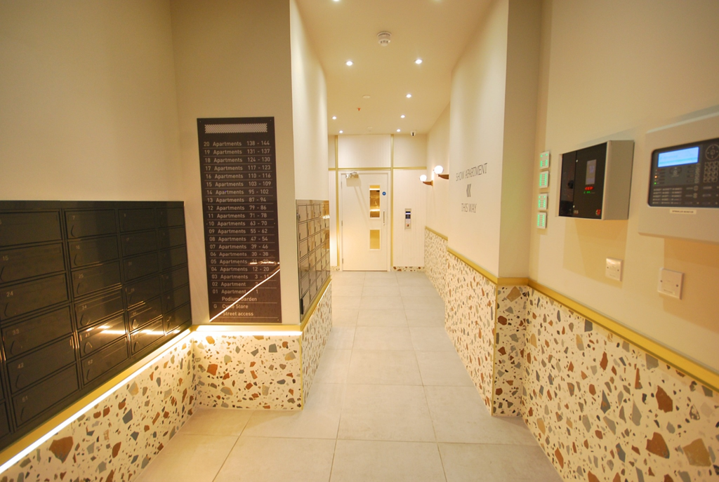 Property photo 2 of 6