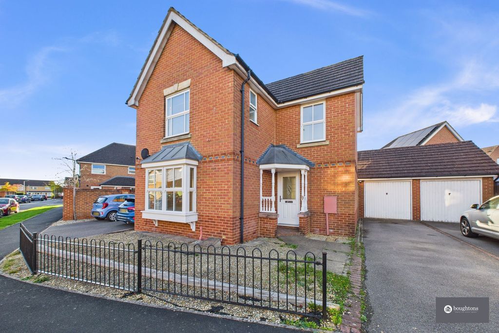 Property photo 1 of 23