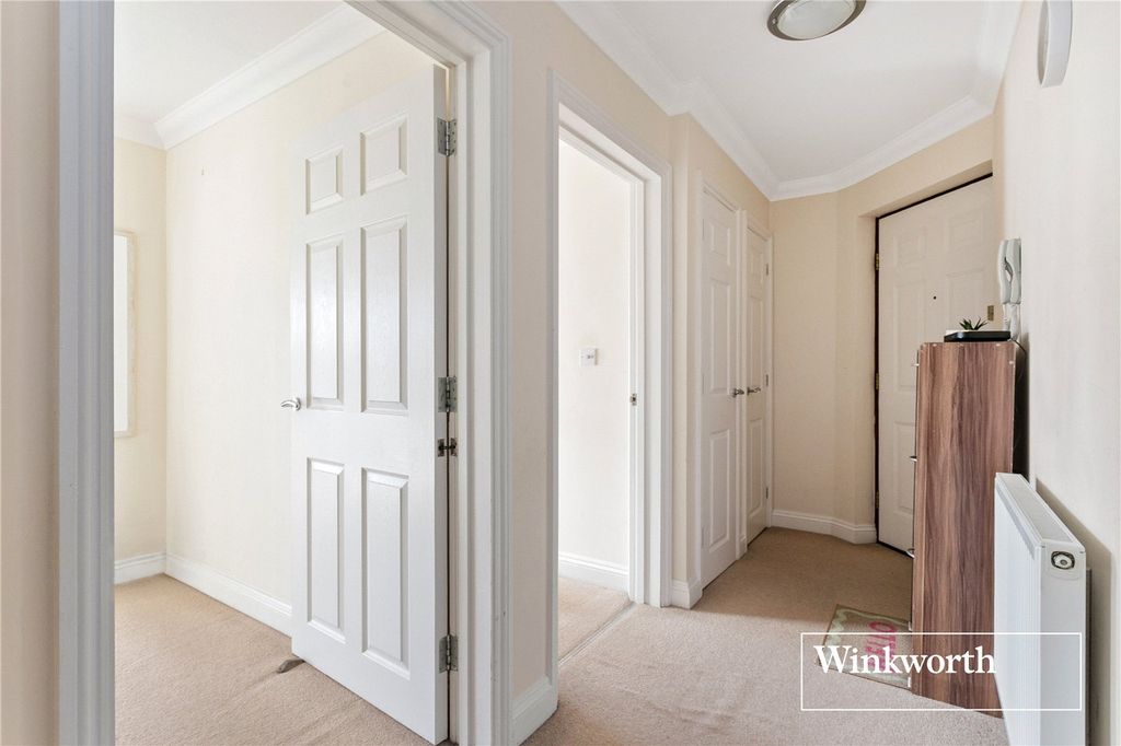 Property photo 2 of 14 Picture No. 24