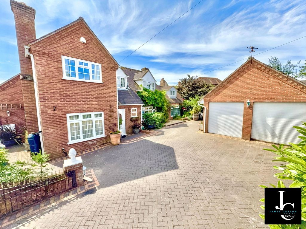 Property photo 1 of 34