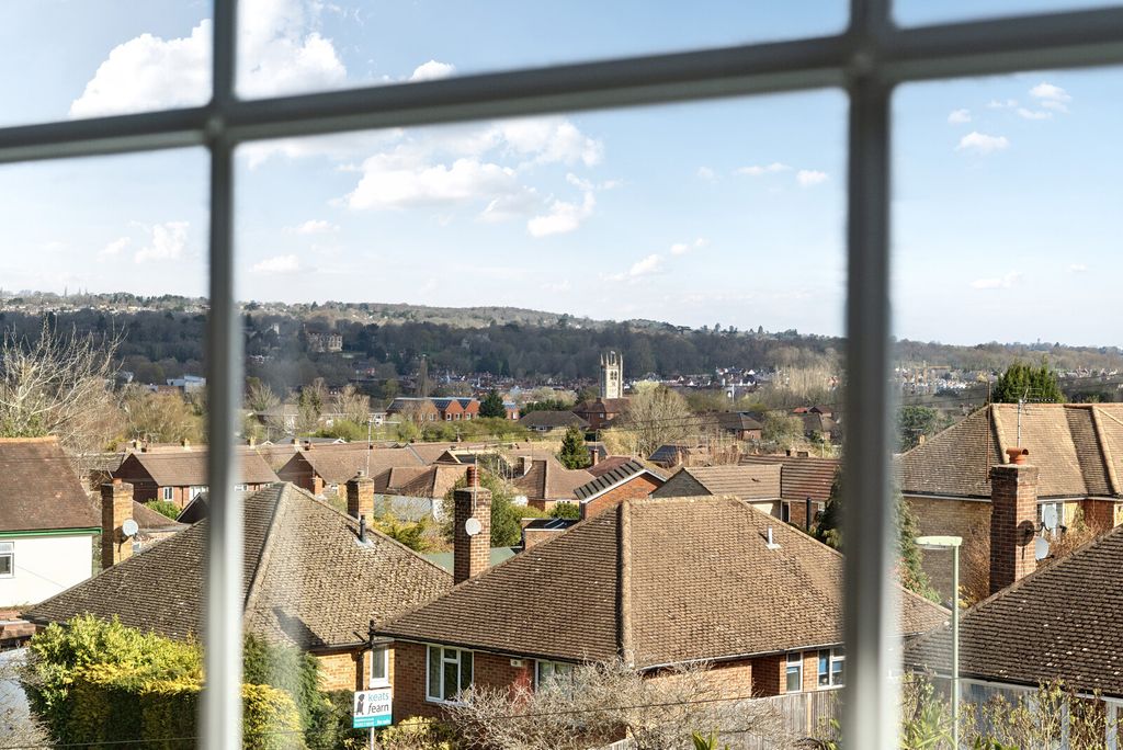 Property photo 2 of 27 1430991-23-69c516...