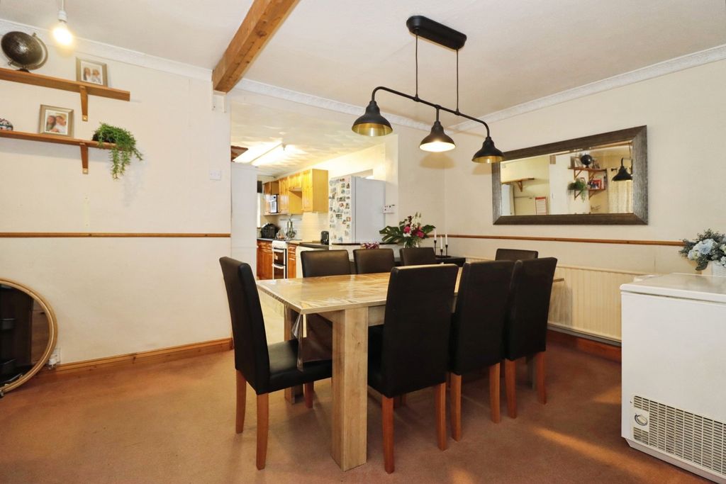 Property photo 3 of 18 Dining Room