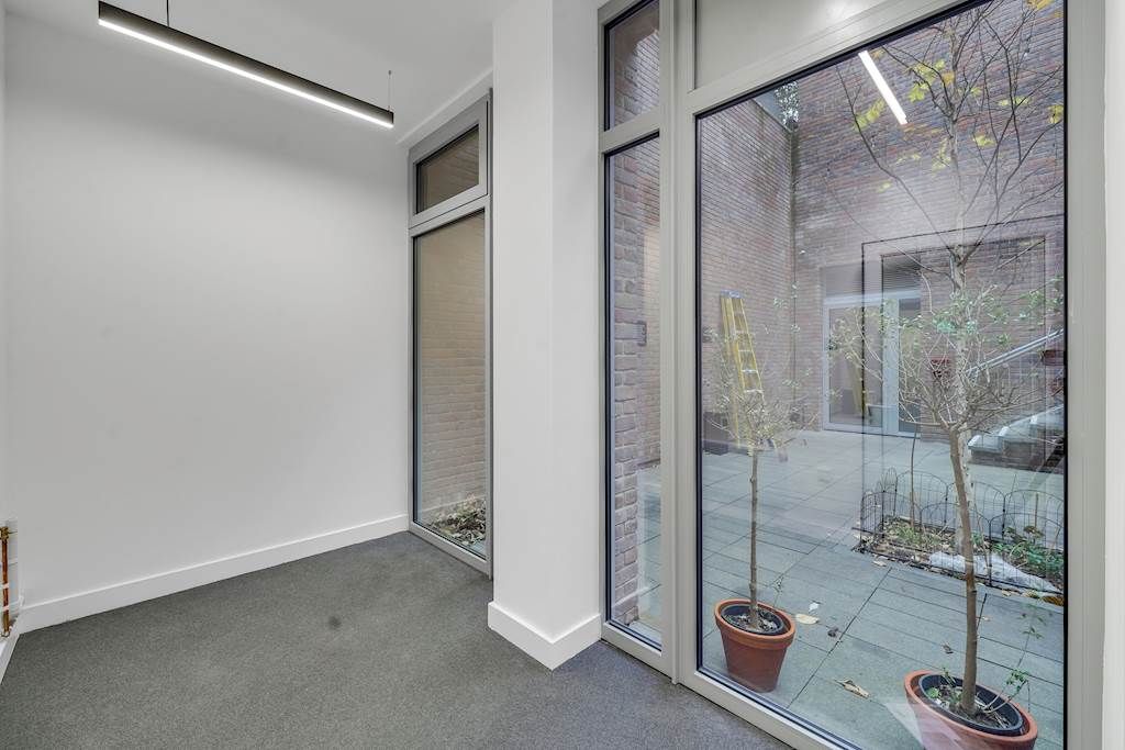 Property photo 2 of 3