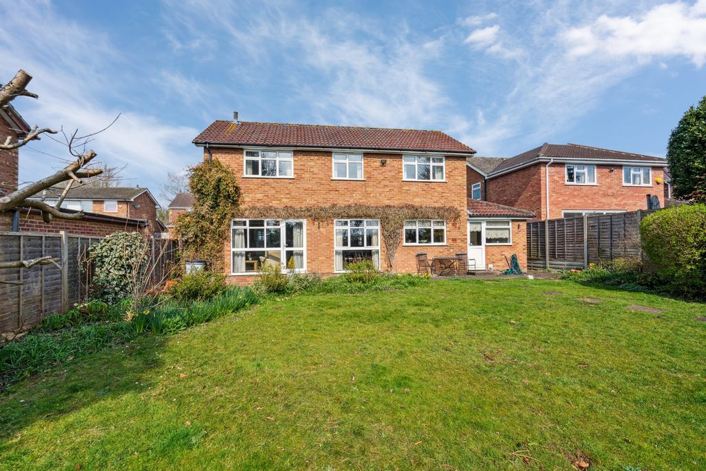 Property photo 2 of 12