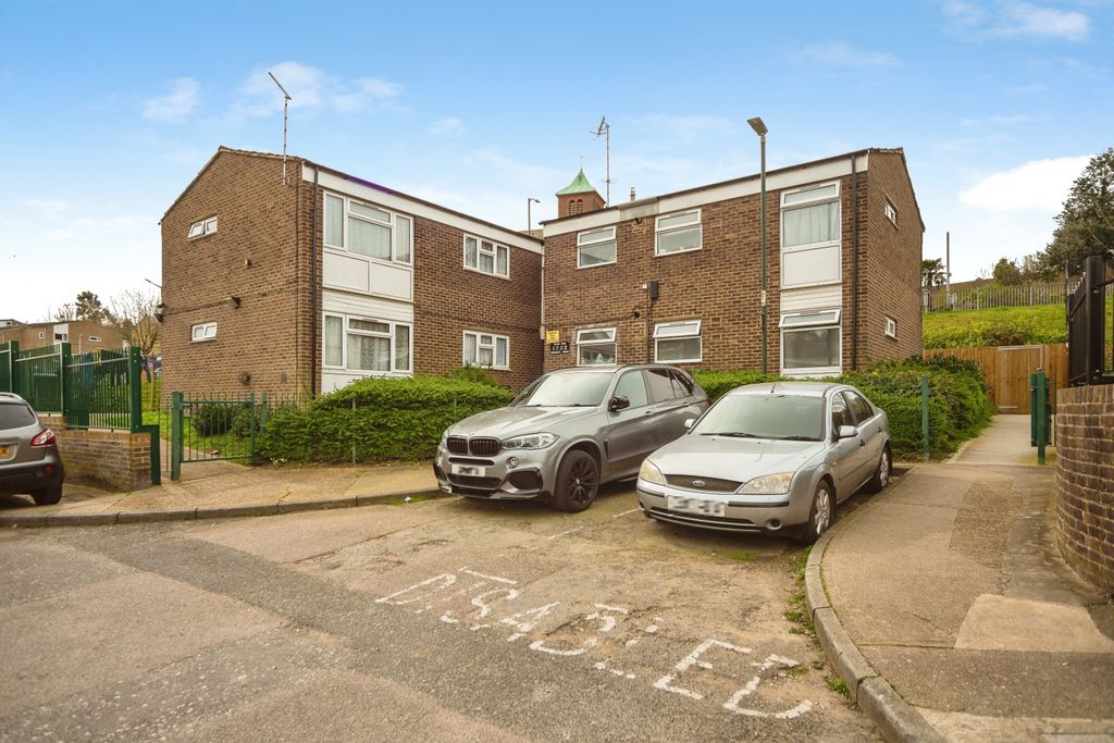 Property photo 1 of 15 Front View