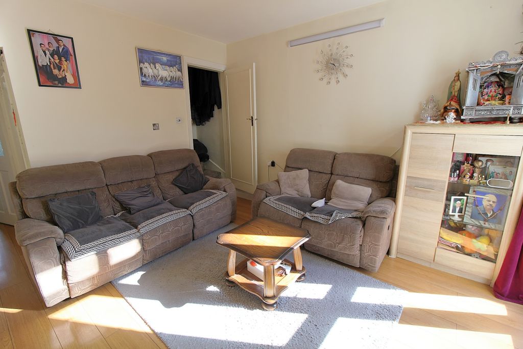 Property photo 2 of 12 Img_9720_Dxo