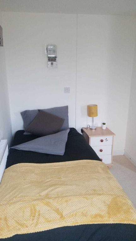 Property photo 1 of 3