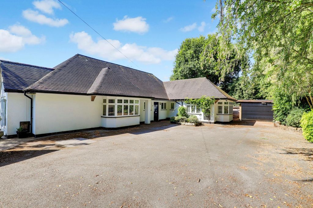 Property photo 1 of 36