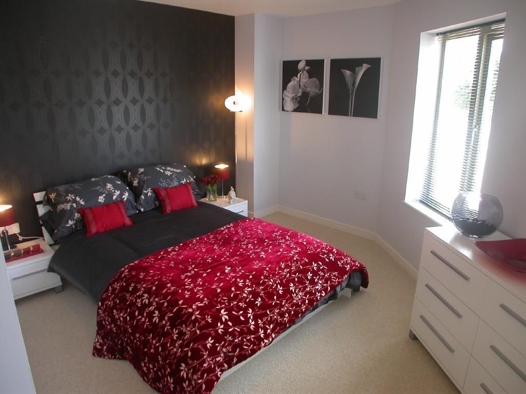 Property photo 3 of 7 Bedroom 1