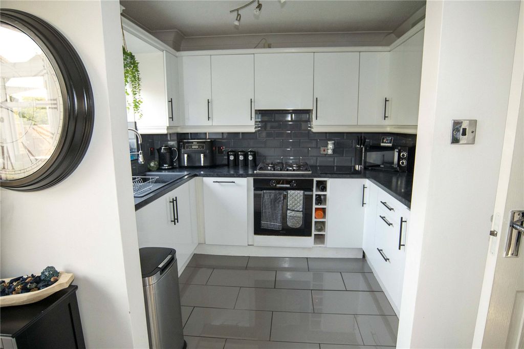 Property photo 3 of 20 Picture No. 08