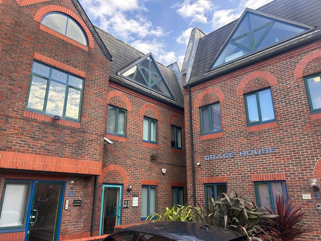 Property photo 1 of 8 Photo 2