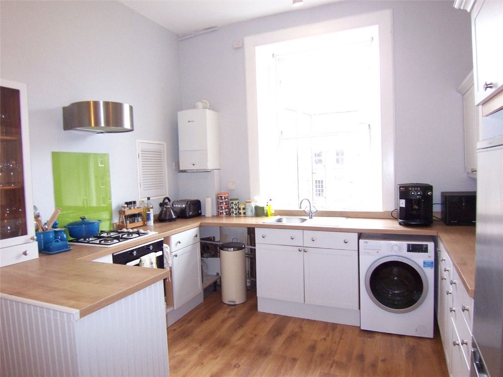 Property photo 3 of 14 Photo 3