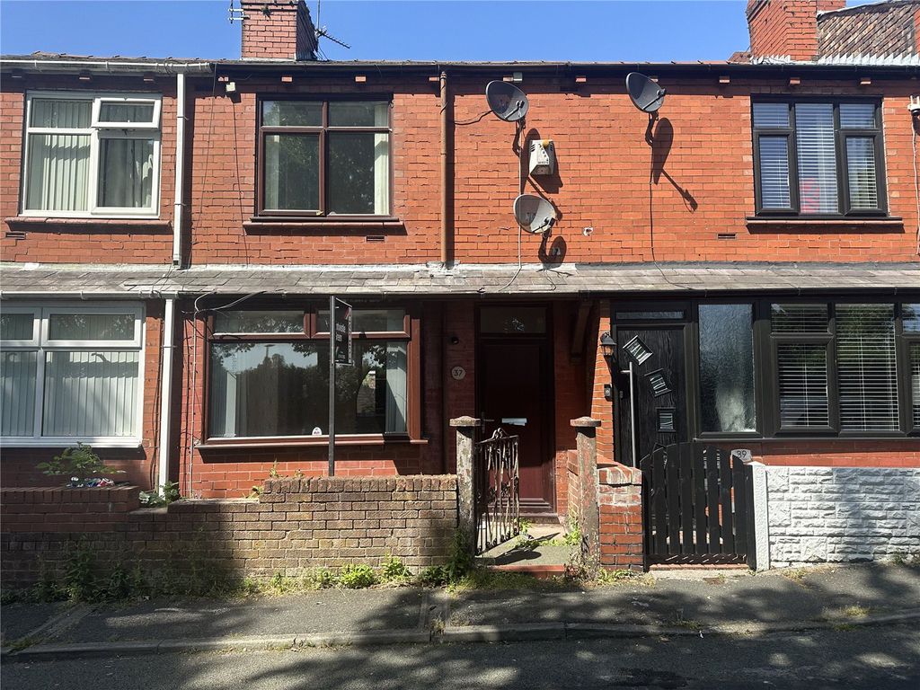 Property photo 1 of 17 Picture No. 01