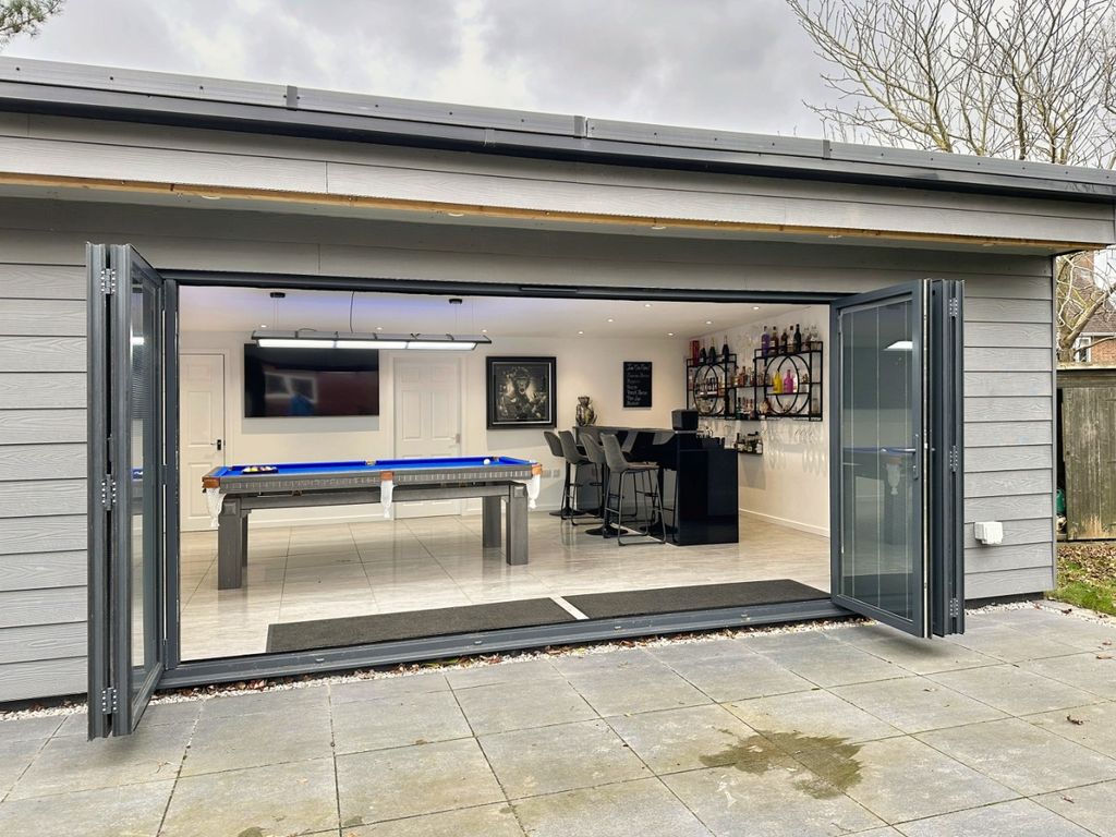 Property photo 3 of 35 3198206