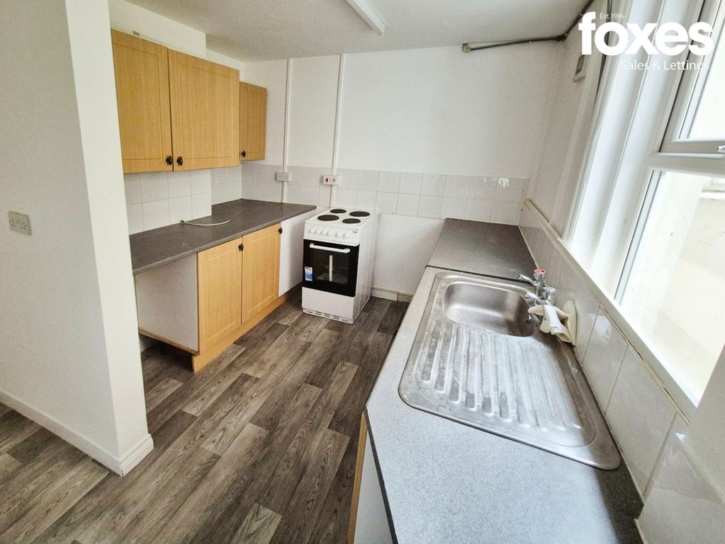 Property photo 2 of 10 3590232