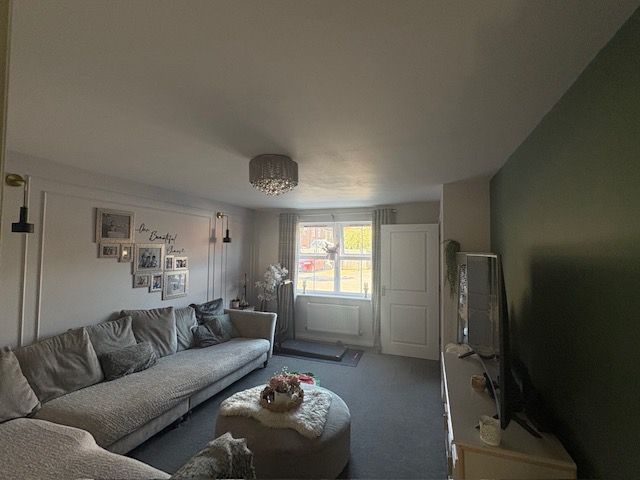 Property photo 3 of 18 Image004