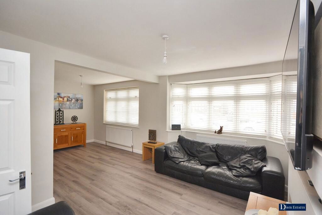 Property photo 2 of 26