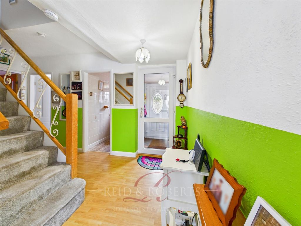 Property photo 2 of 38 Cam03999G0-Pr0194-Still011.Jpg