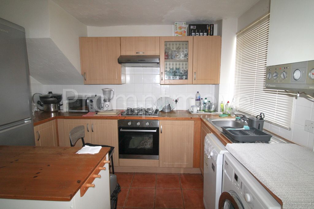 Property photo 3 of 15 Na
