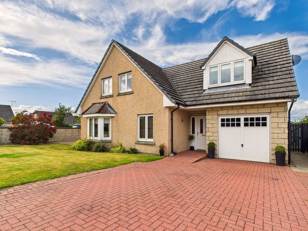 Property photo 1 of 34