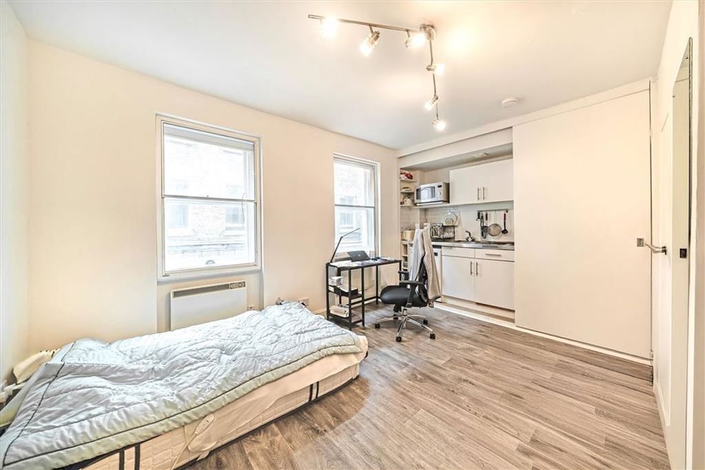 Property photo 3 of 3