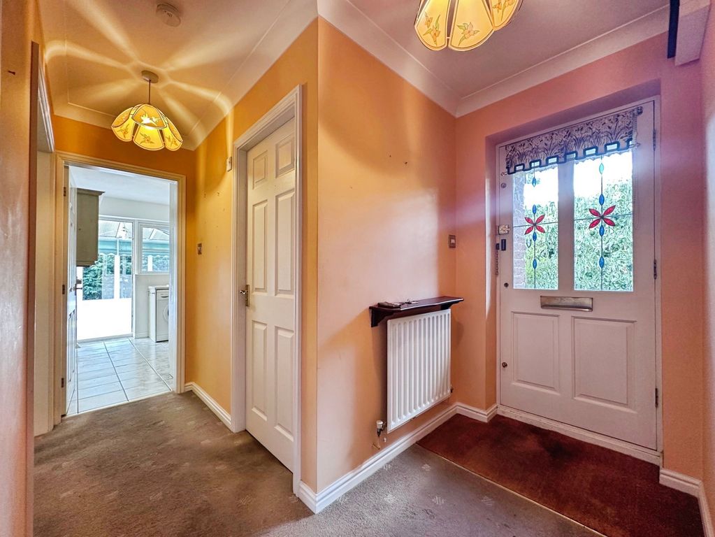 Property photo 3 of 35