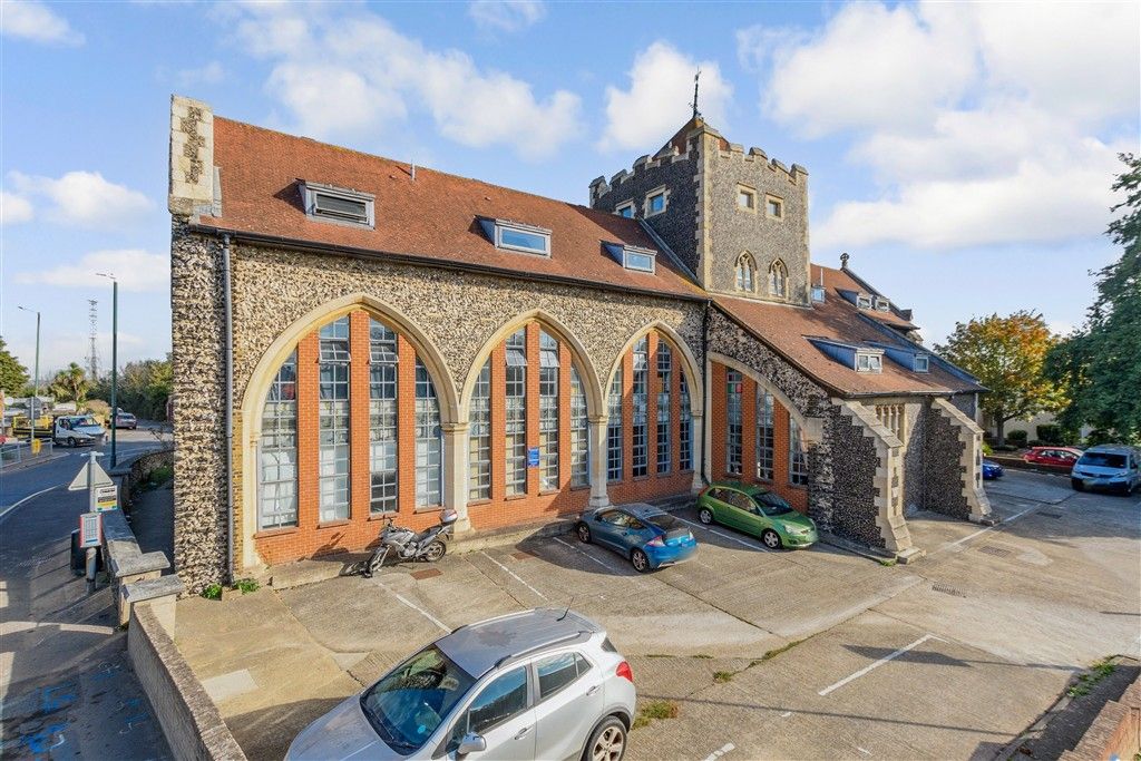 Property photo 3 of 10 External (Web)