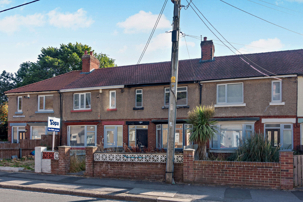 Property photo 1 of 11