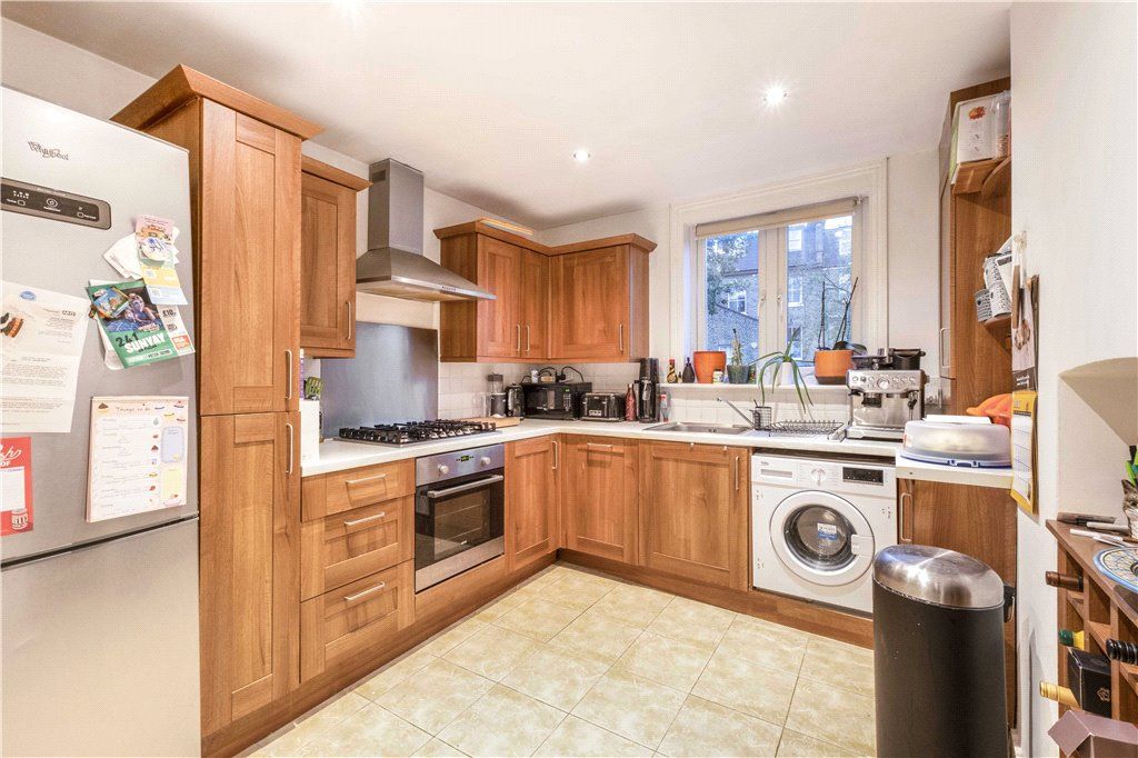 Property photo 3 of 13 Kitchen